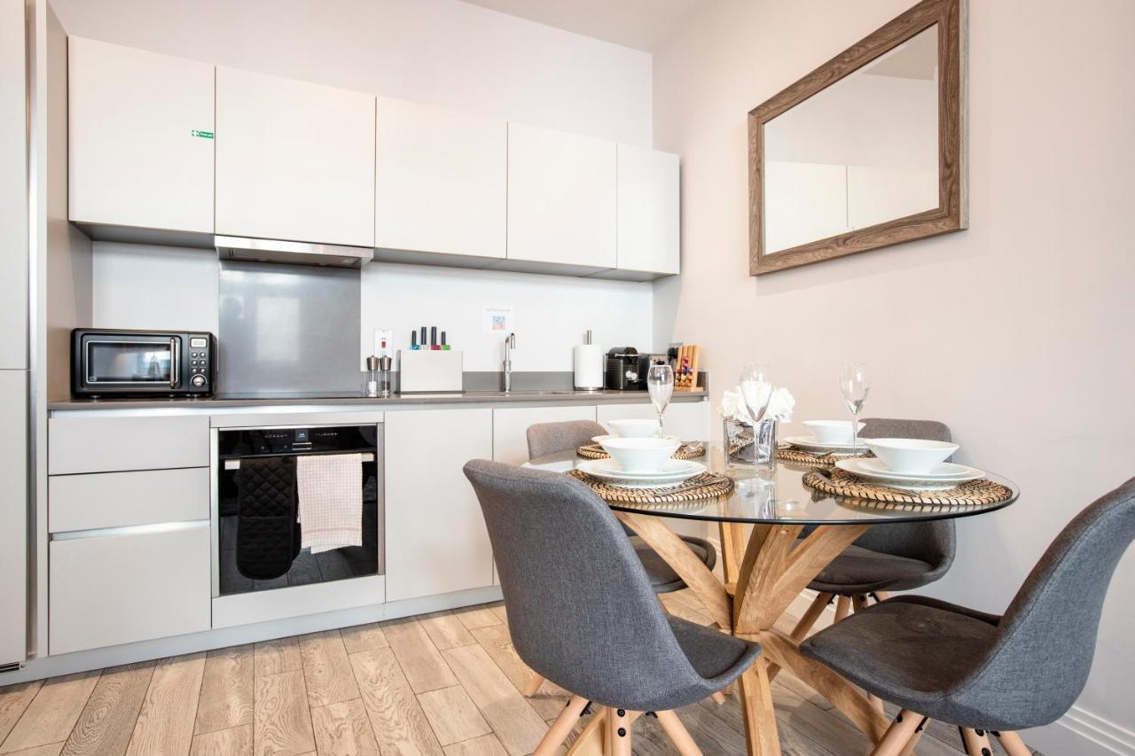 Urban Living'S - Windsor Castle Luxury Apartments Buitenkant foto